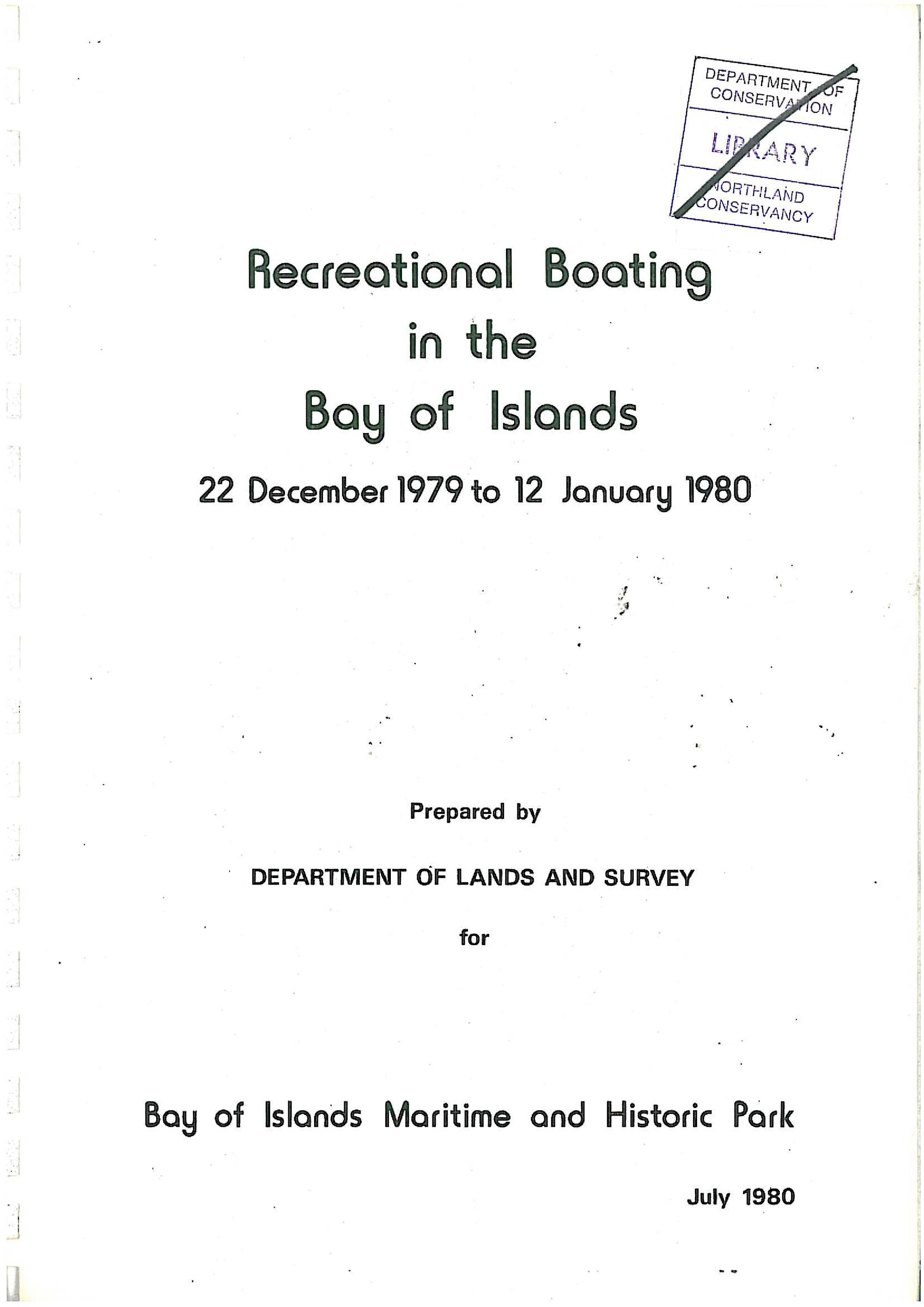Recreational boating in the Bay of Islands
