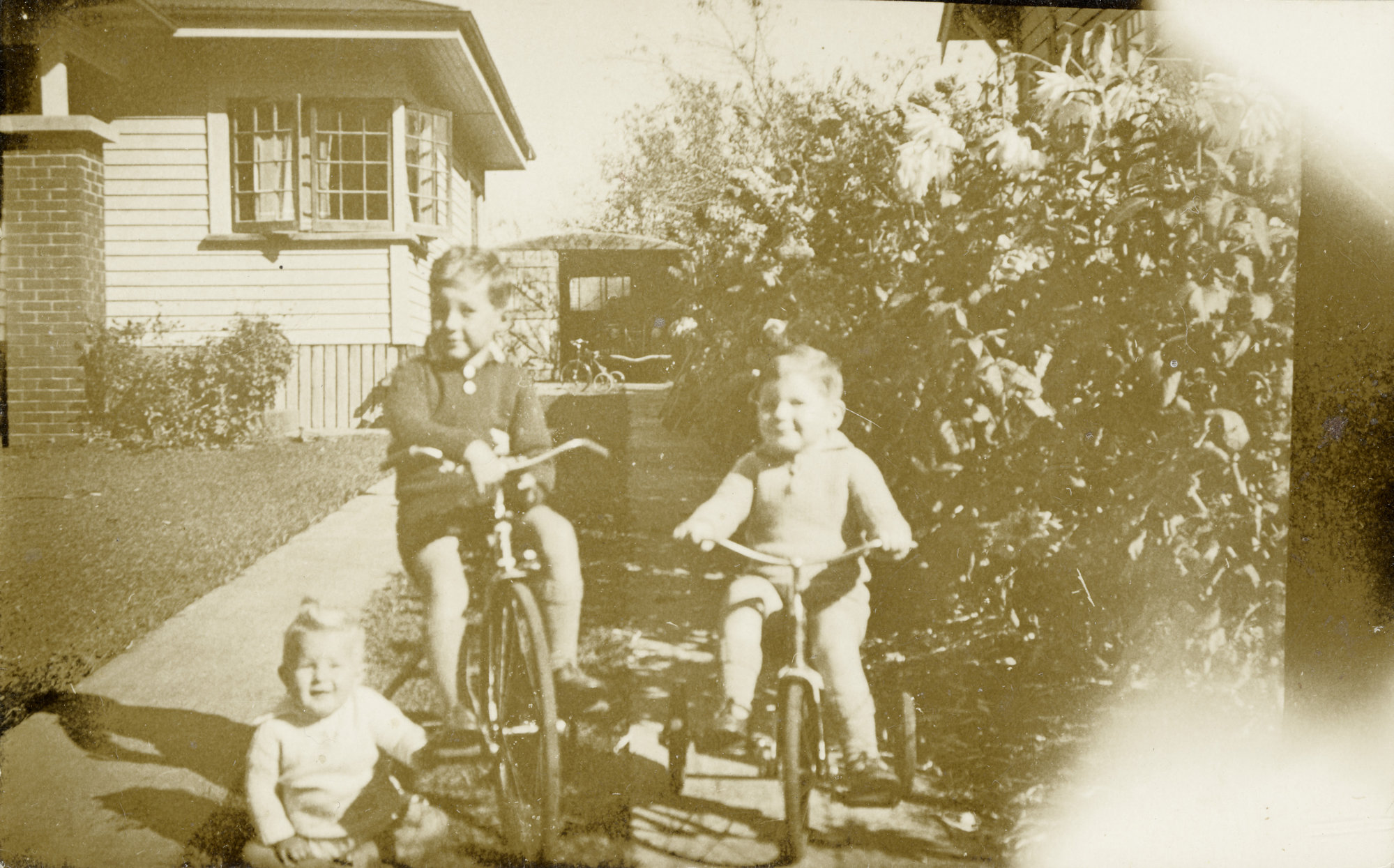 Florence Keene's Sons at Deveron Street