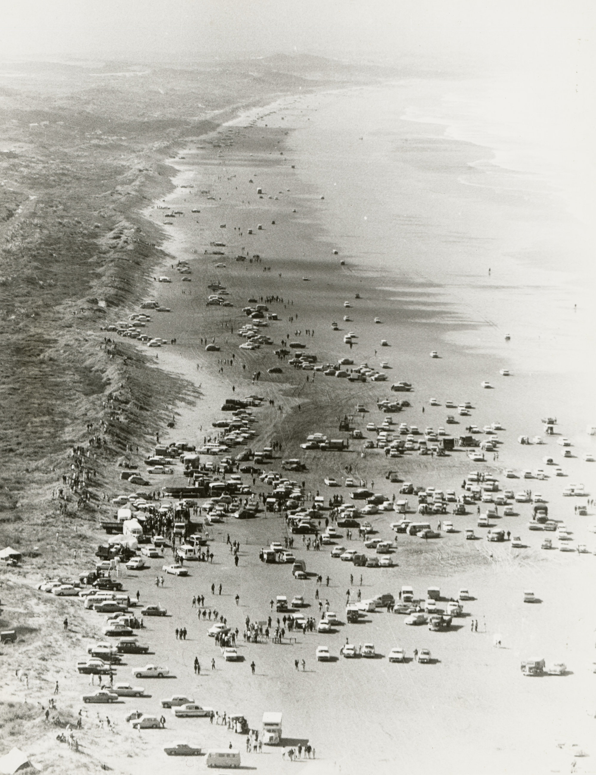 Ninety Mile Beach Fishing Contest