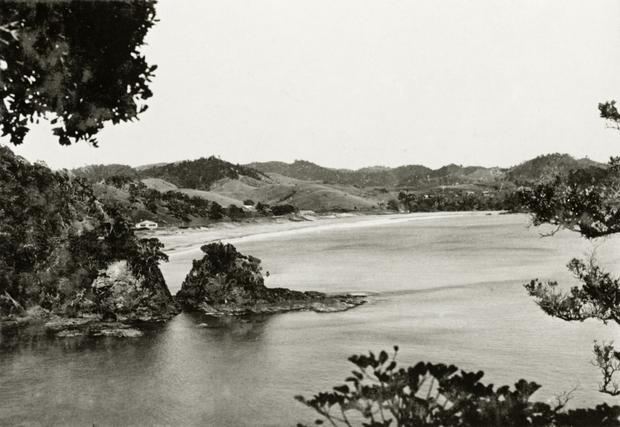 Woolley's Bay, Matapouri 