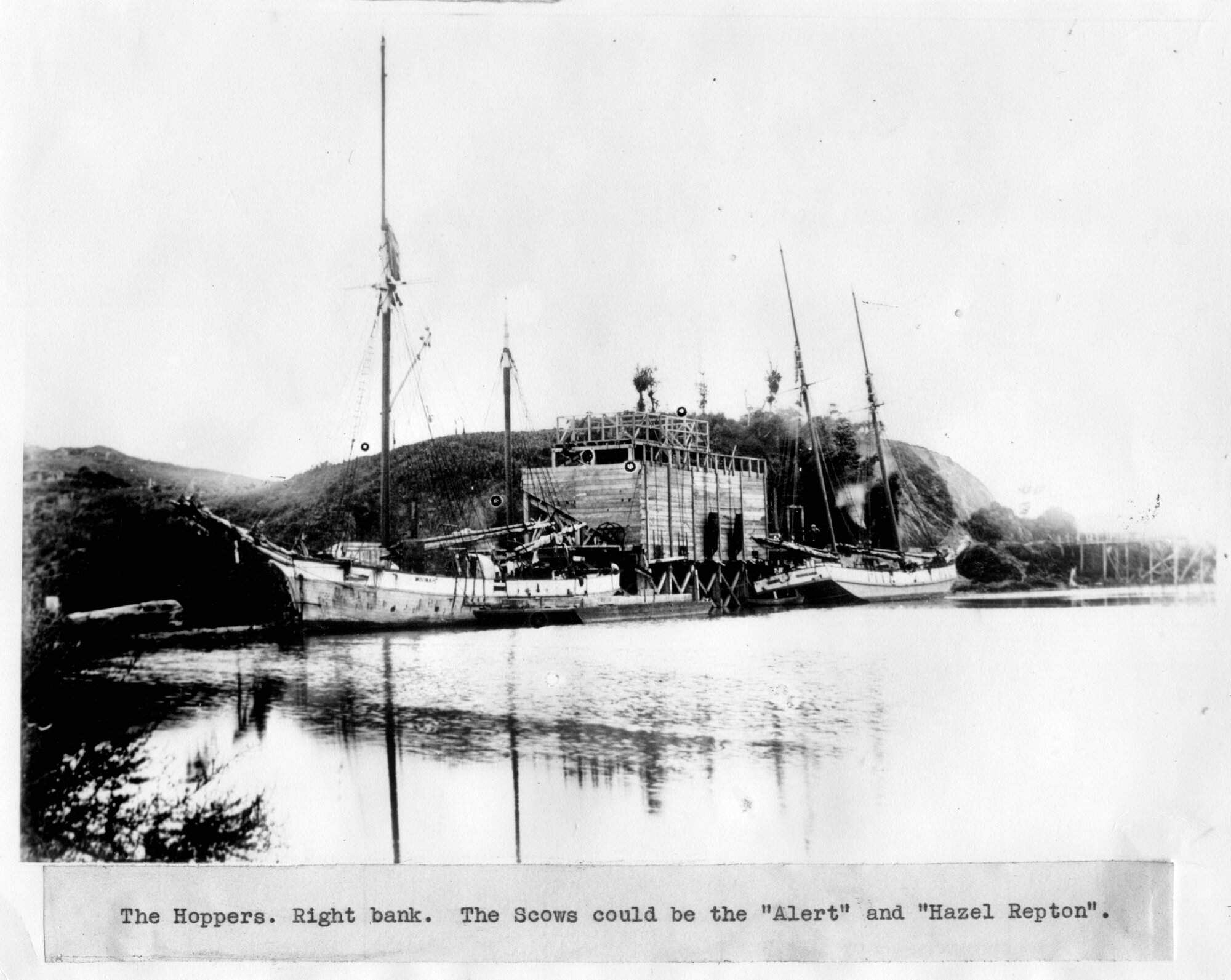 The Hoppers Right Bank