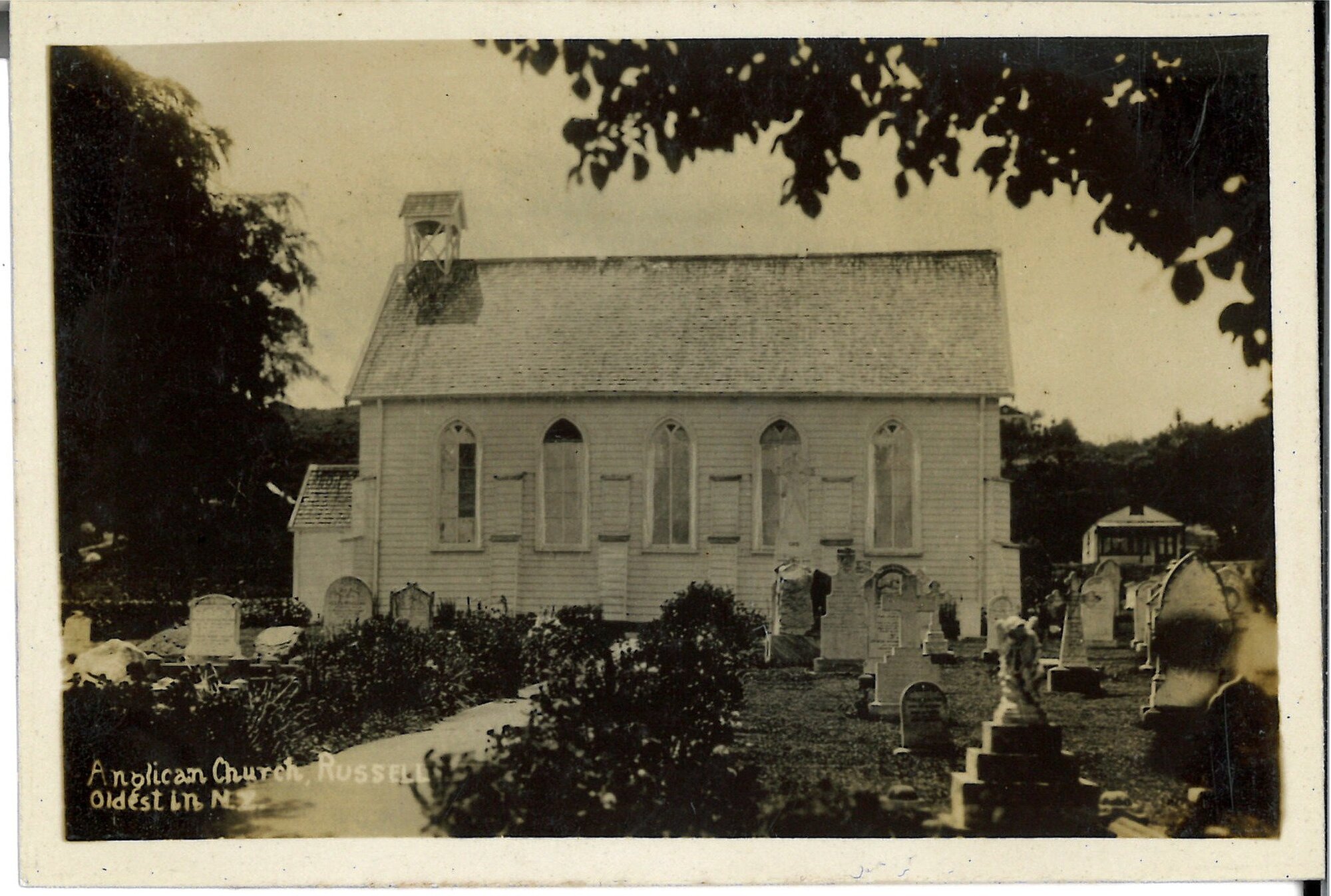 Anglican Church, Russell