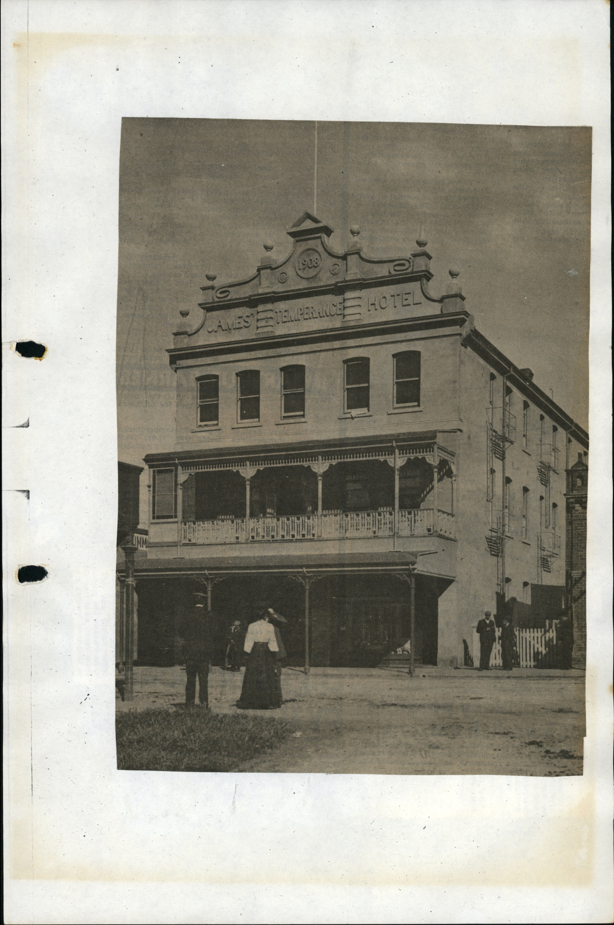 PN01.37Back  James Temperance Hotel 1908