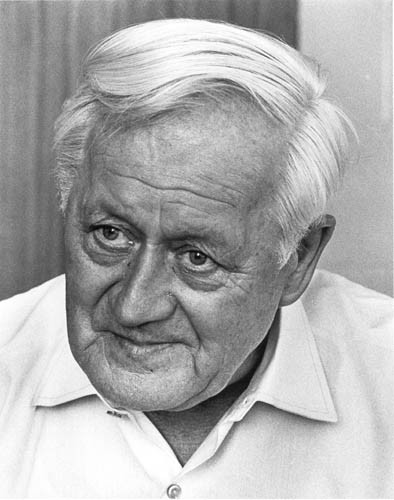 Sir James Henare
teara.govt.nz